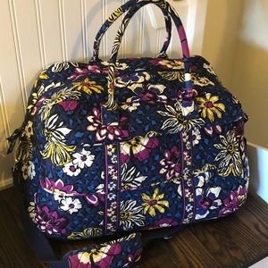Vera Bradley grand traveler!!